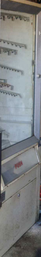 Working Glass Front Vending Machine